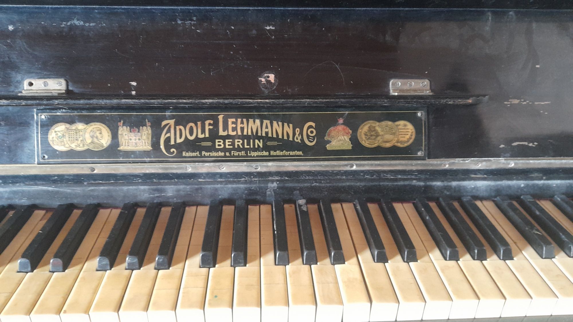 Пианино немецкое, в рабочем состоянии