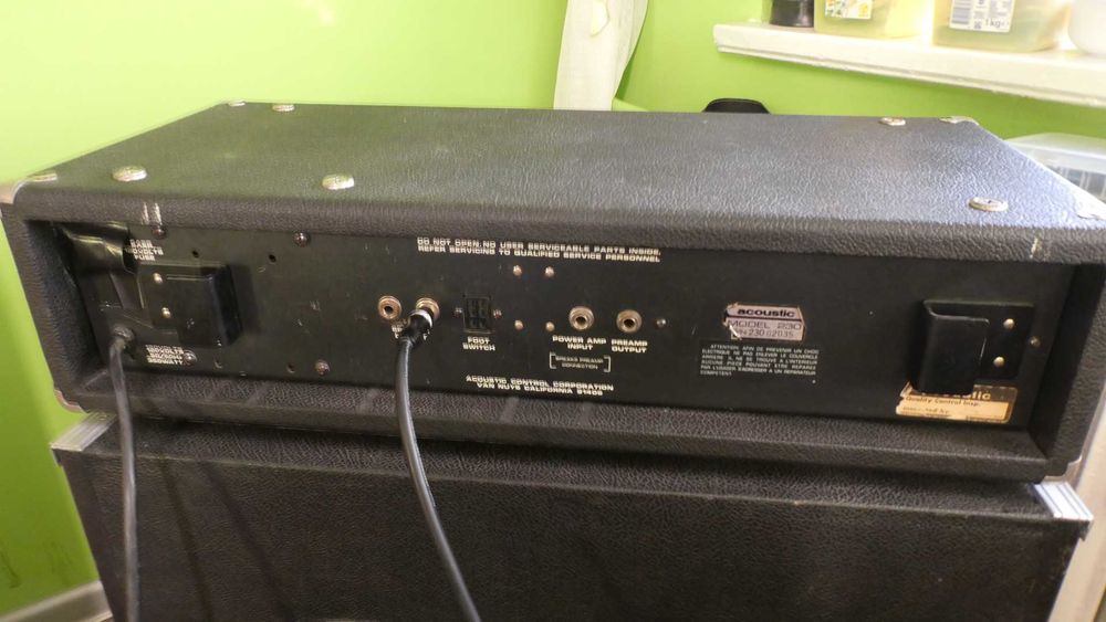Acoustic 230 wzmacniacz i kolumna .