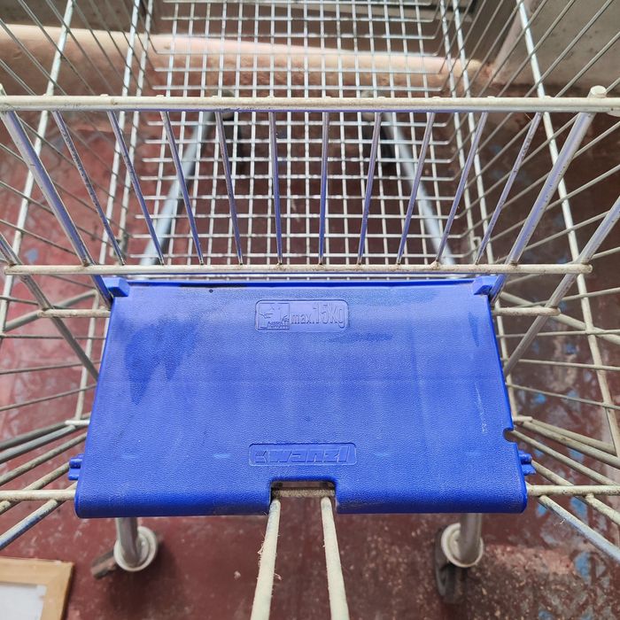 Carrinho compras de arame