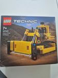 Lego buldożer do zadań specjalnych