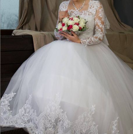 Весільна сукня 160 см +10 см підбори