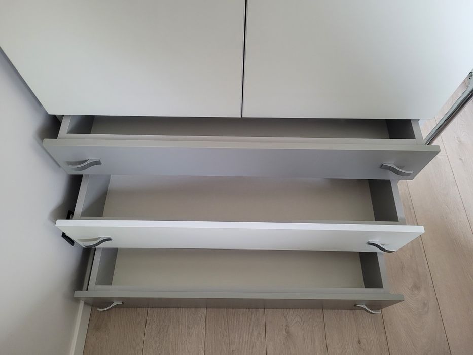 Łóżko piętrowe + szafa + szuflady + skrzynia + półki (zestaw nr1)