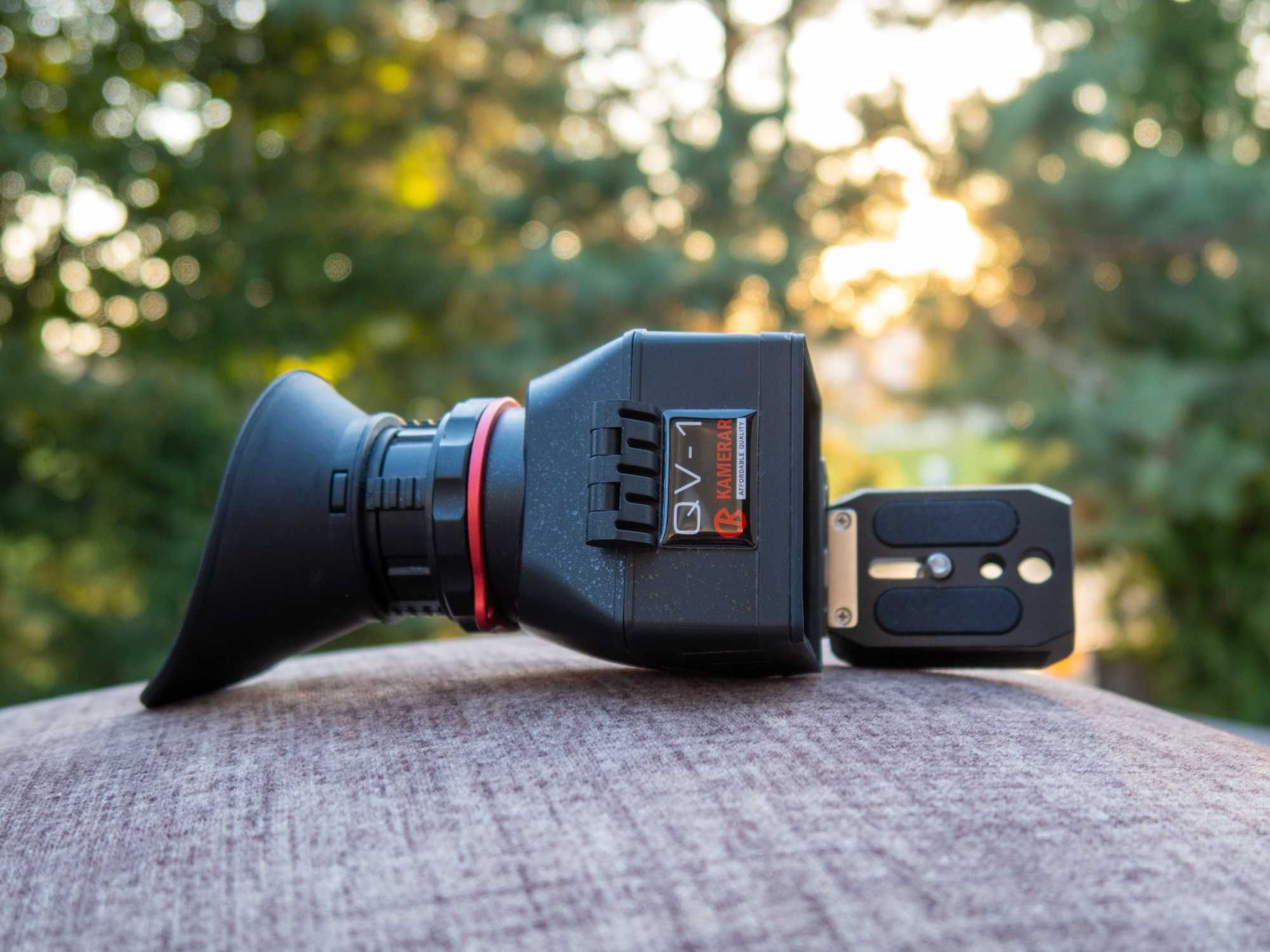 Kamerar QV-1 LCD Viewfinder (okular do ekranu DSLR) – stan idealny