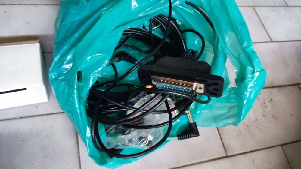 Bombo 20 CB Drums / Bateria elétrica Alesis DM6