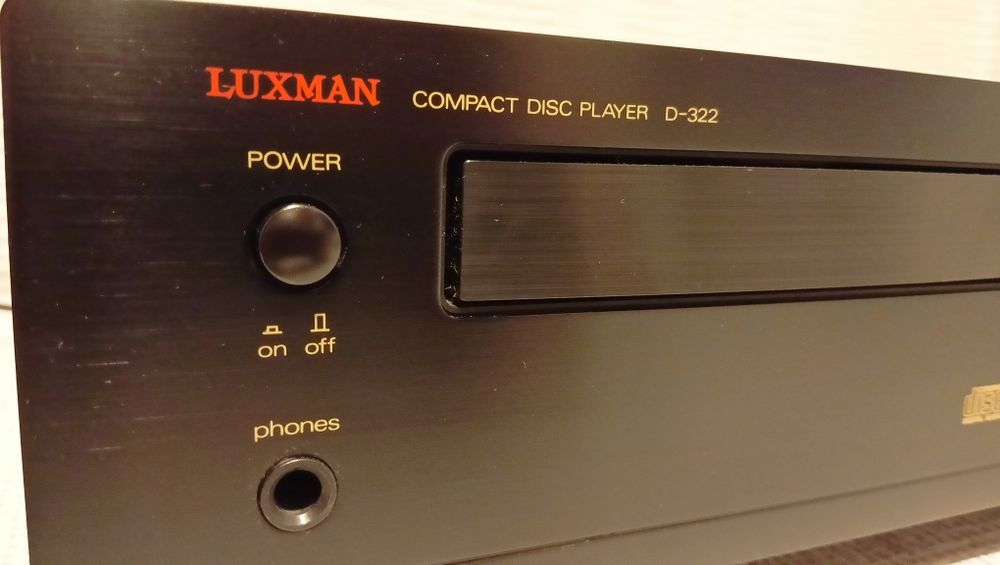 Odtwarzacz CD Luxman D-322
