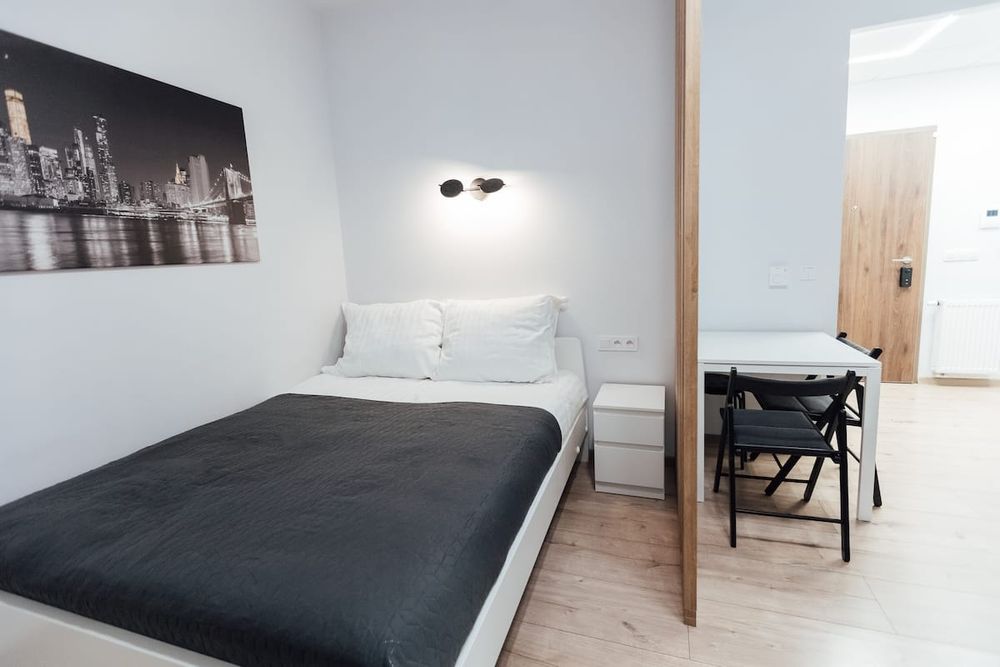 Bliska Wola * Studio* Bezpośrednio