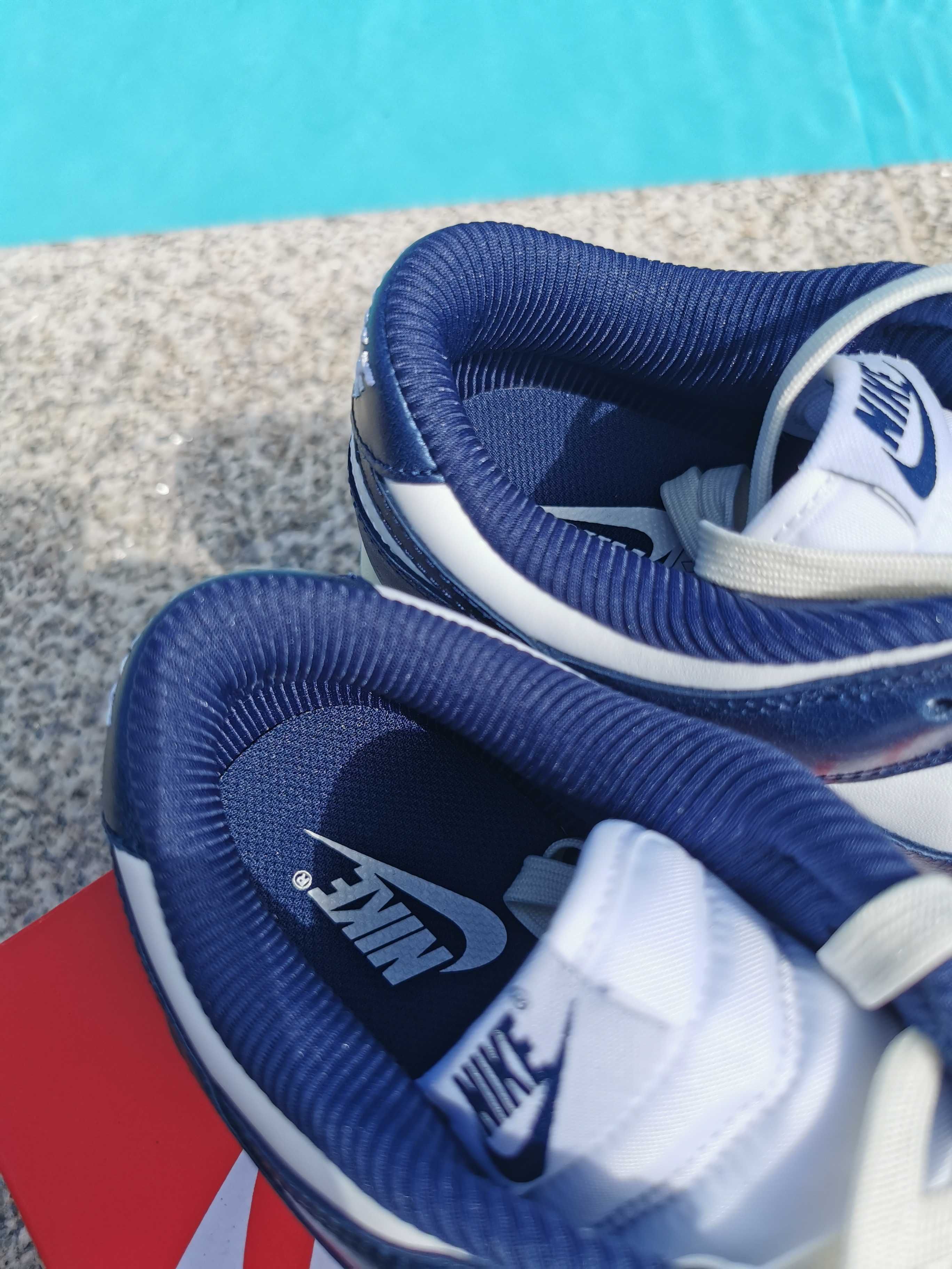 Nike Dunk Low PRM Vintage Navy