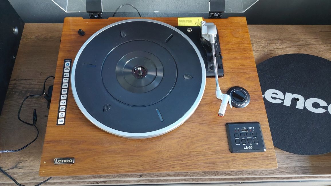 Gramofon Lenco LS-55WA
