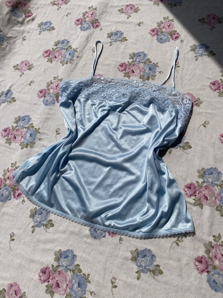 Niebieski top na ramiączka L 40 XL 42 coquette śliski