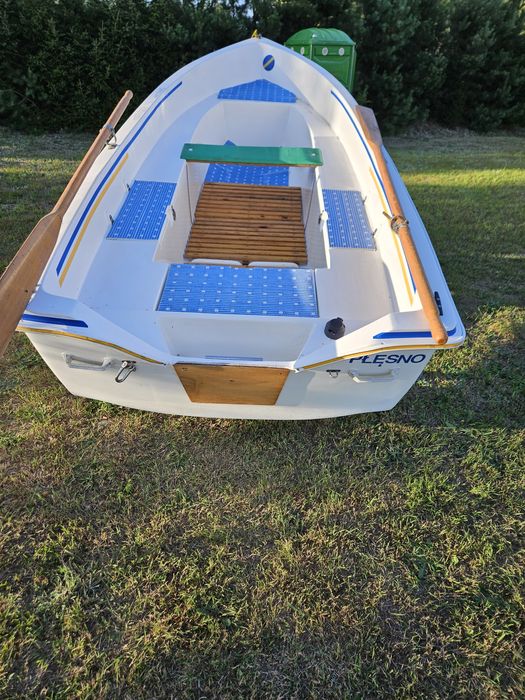 Sprzefam łódz wędkarsko turystyczną