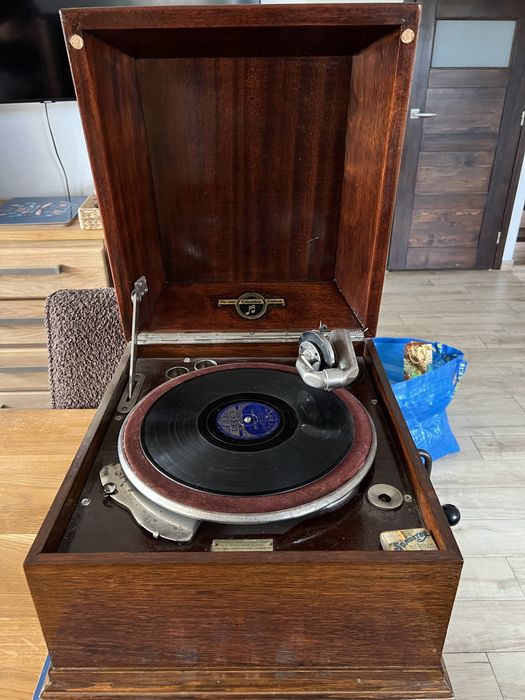 Gramofon skrzynkowy Columbia 120a
