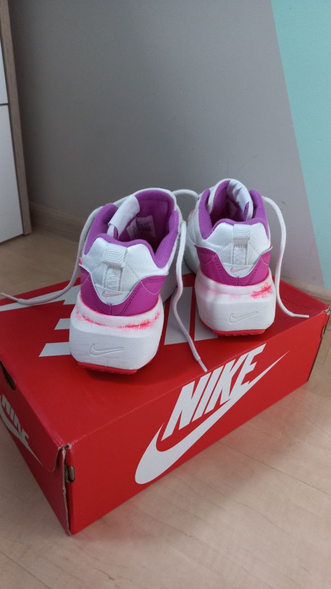 NIKE AIRMAX VERONA w rozmiarze 36.5