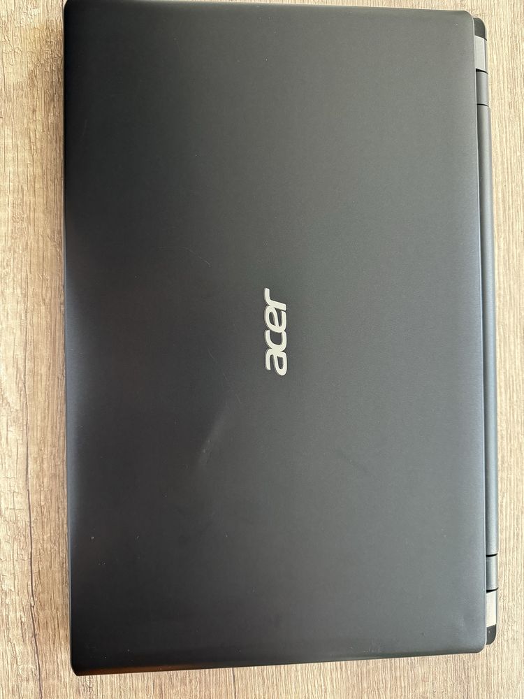 Ноутбук Acer Aspire V5-531 series, дві відео карти