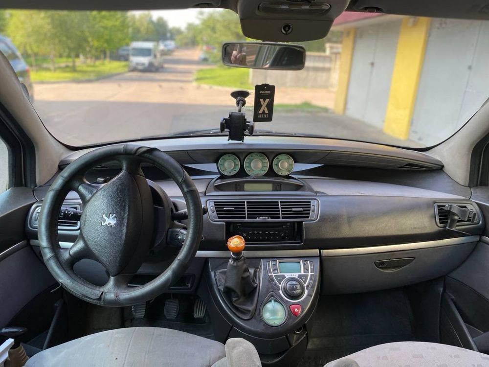 Peugeot 807 2.2 дизель
