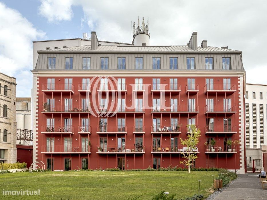 Apartamento T2 com estacionamento Beato Quarter, Lisboa