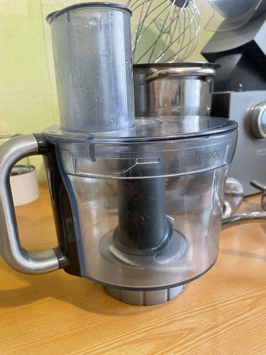 Кухонна машина Kenwood KVL 8300
