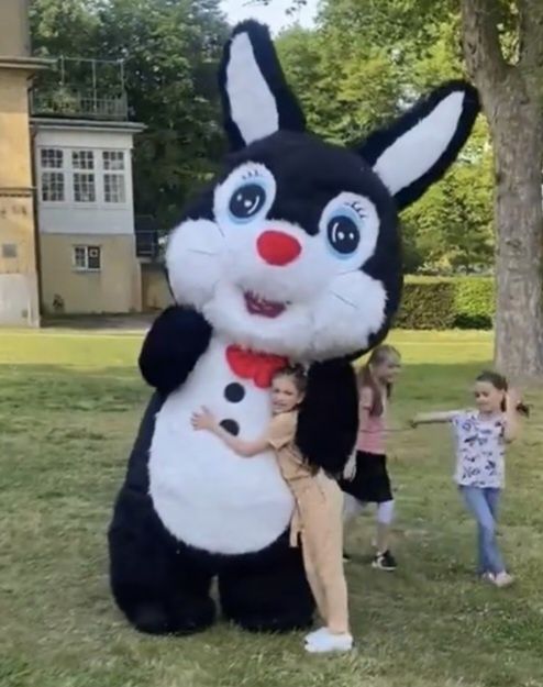 Аниматор мишка,кролик,зайчик,панда,пес Патрон