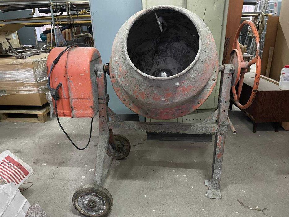 Бетономешалка Ferroli 160л