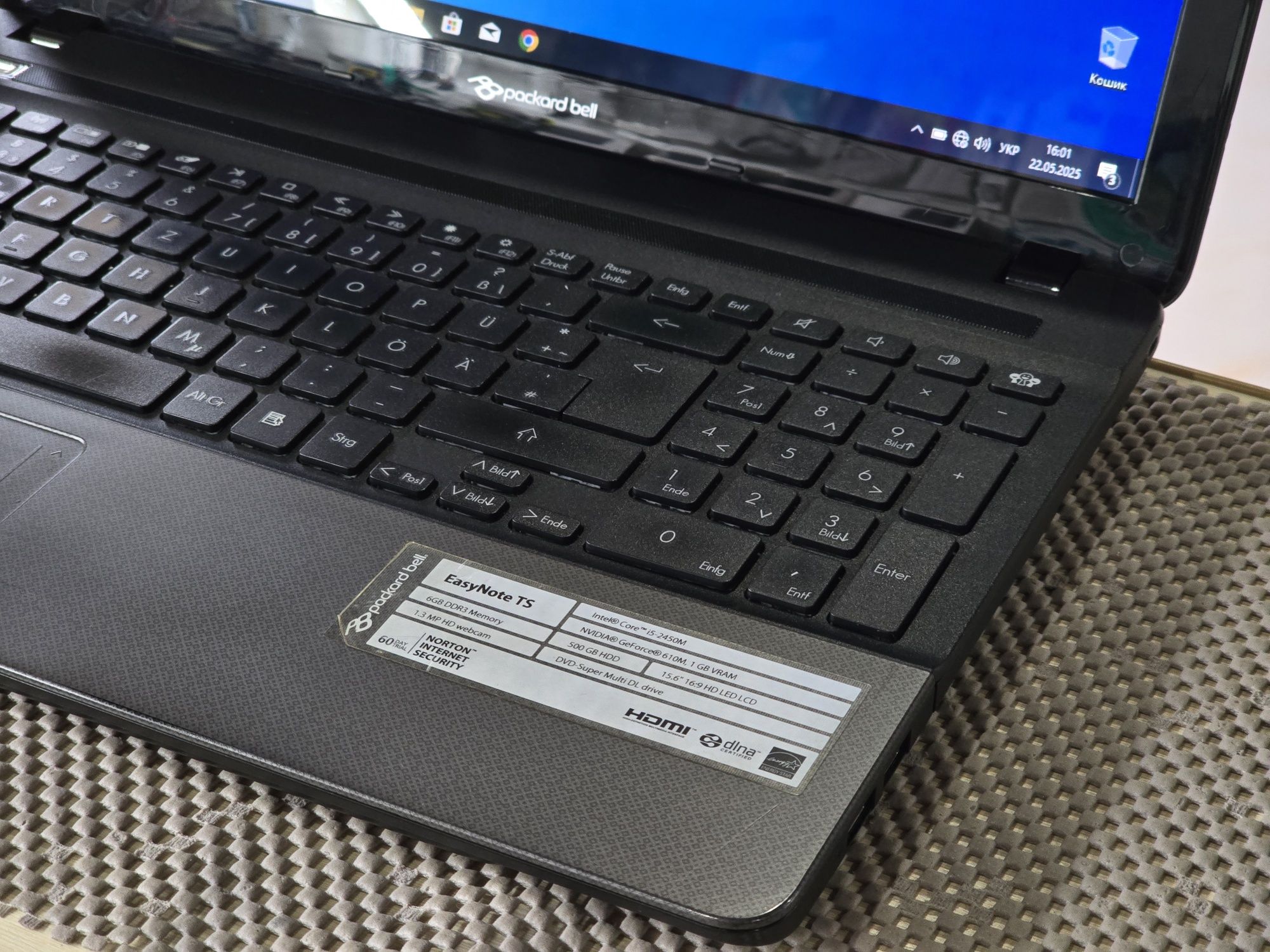 Ноутбук Acer 15.6 HD / Intel I5-2550m / GT 610M / 6GB/ 120GB SSD