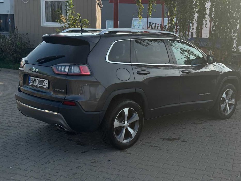 Sprzedam  Jeep Cherokee 2021
