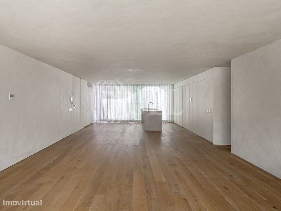 Apartamento T3, com garagem, no Condomínio Atelier, Lisboa