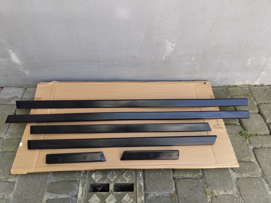 BMW E39 listwy M pakiet bez chromu piękne komplet