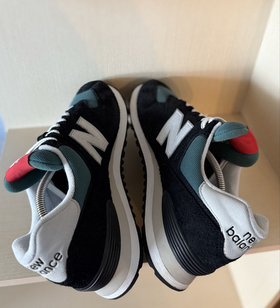 New Balance 574.