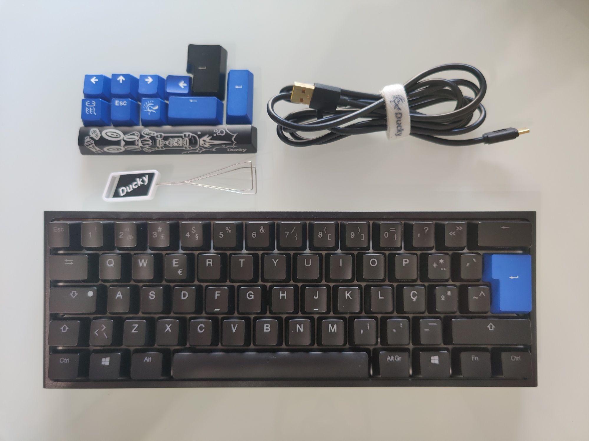 Ducky One 2 mini v2
