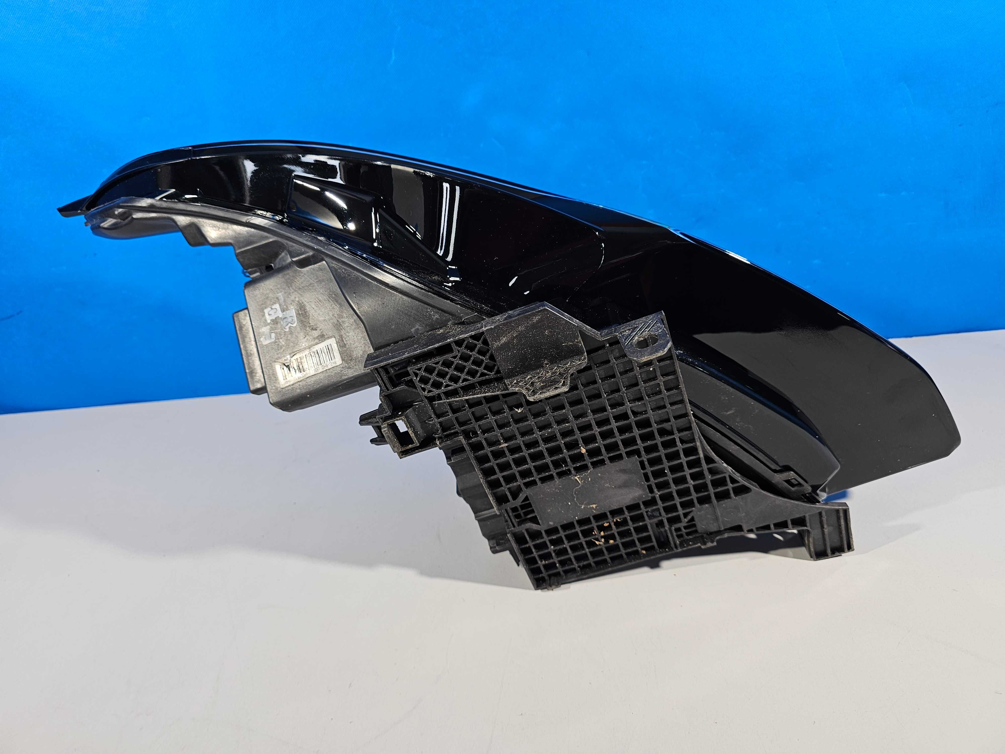 Range Rover Evoque 11-15r. Lampa Przód Przednia Bi-Xenon Prawa Europa
