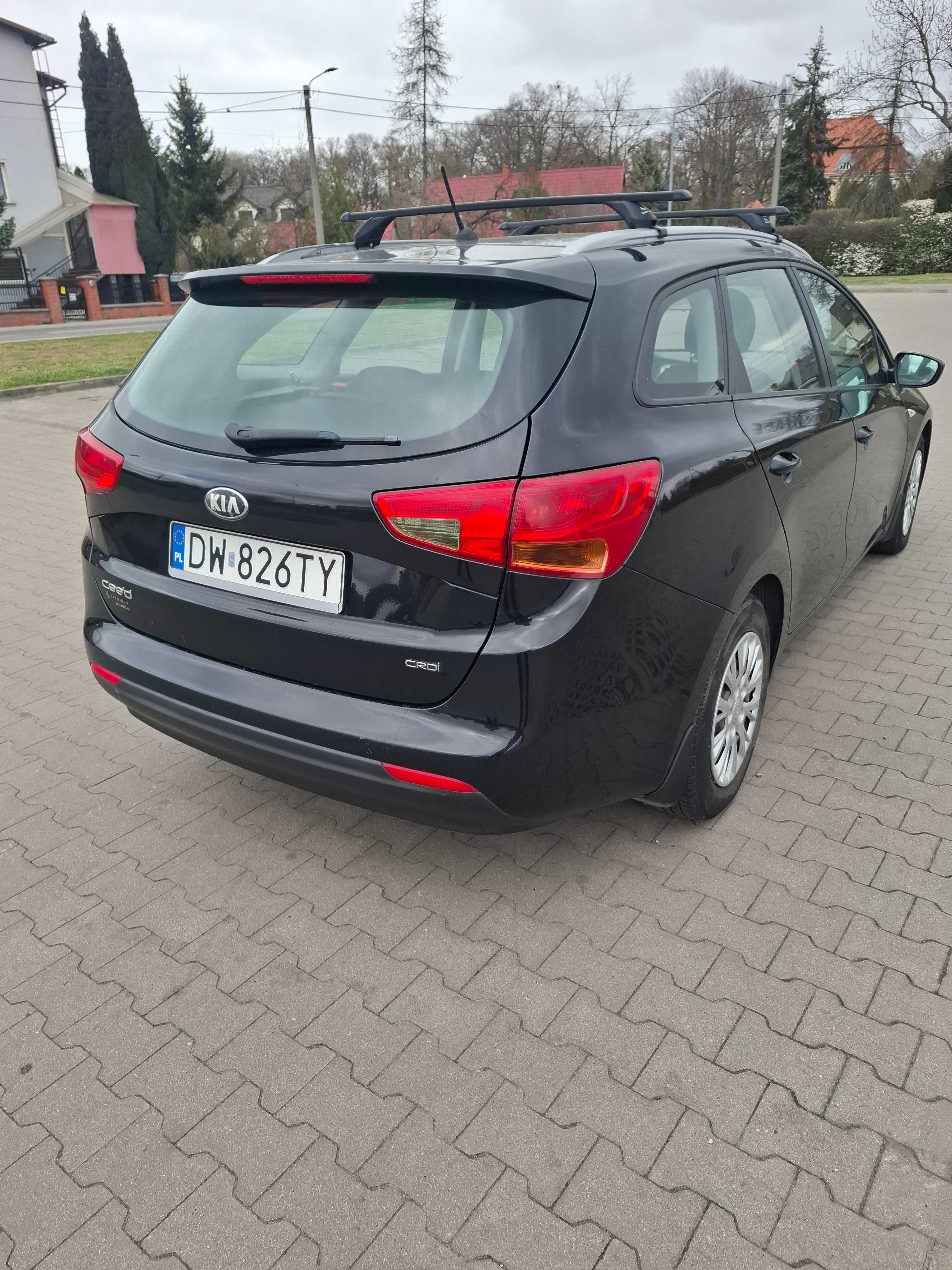KIA CEE'D kombi, 1.4 diesel, przebieg 212 tys. bezwypadkowy