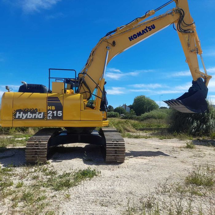 KOMATSU HB 215 LC-2