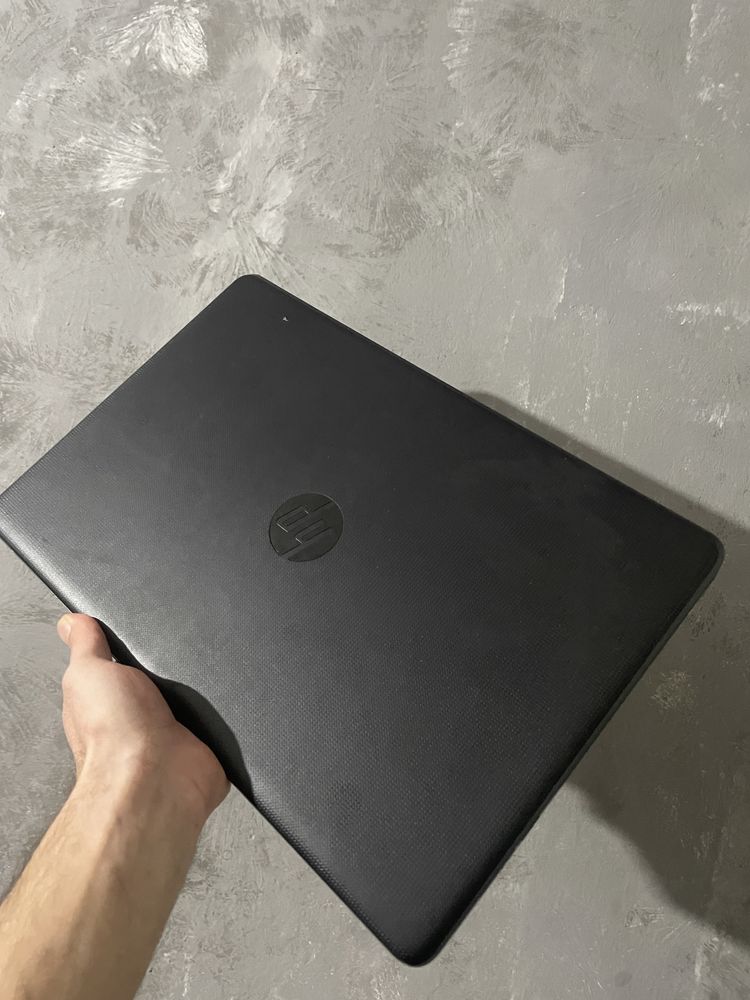 Ноутбук hp / DDR4 / ram 8gb /HDD 1tb