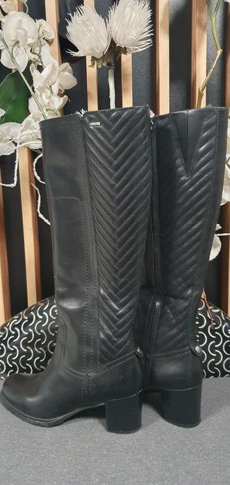 Kozaki że skóry Geox Patent rozmiar 35