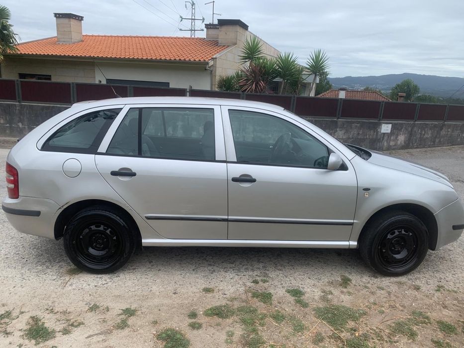 Vende-se skoda usada