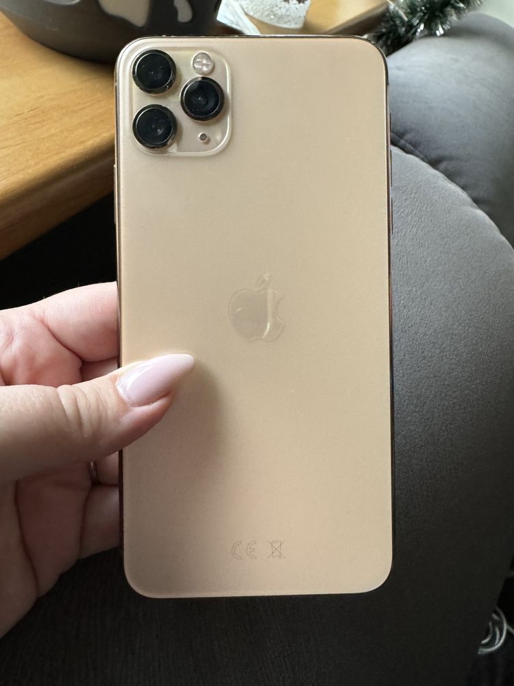 Iphone 11 PRO MAX 256 GB złoty, komplet ladowarka sluchawki