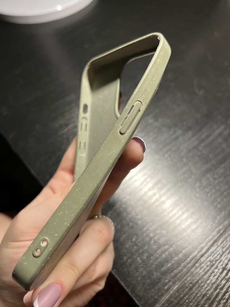 Etui iPhone 13 Pro biodegradowalne khaki