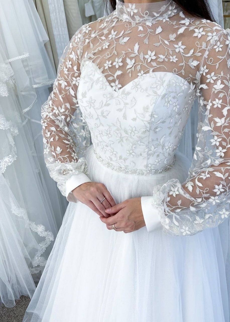 Весільна сукня, айворі