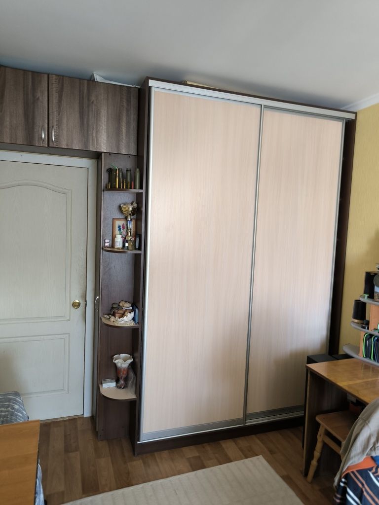 Продаж двох кімнатної  секцii ,за адресою Європейська 5 /96