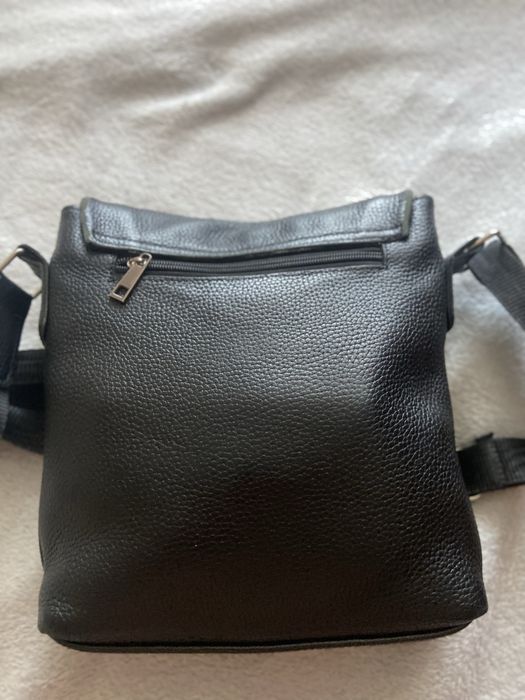 Чоловіча шкіряна сумка через плече м'яка BEXHILL BX714A чорна