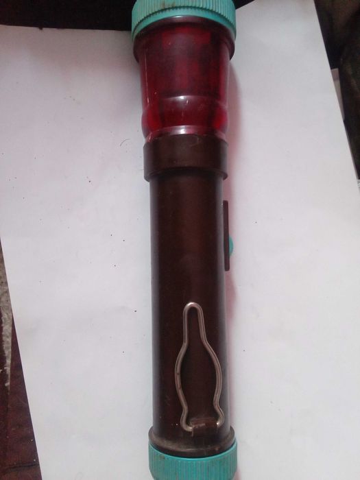 Фонарик часів ссср, оригінальний дизайн, практичний