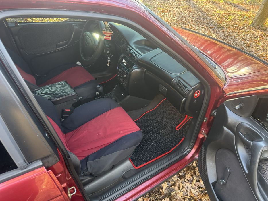 Opel Astra F1.7 Isuzu.