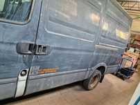 LISTWA KAROSERII L2 ŚREDNIAK IVECO DAILY III IV 99-13r.