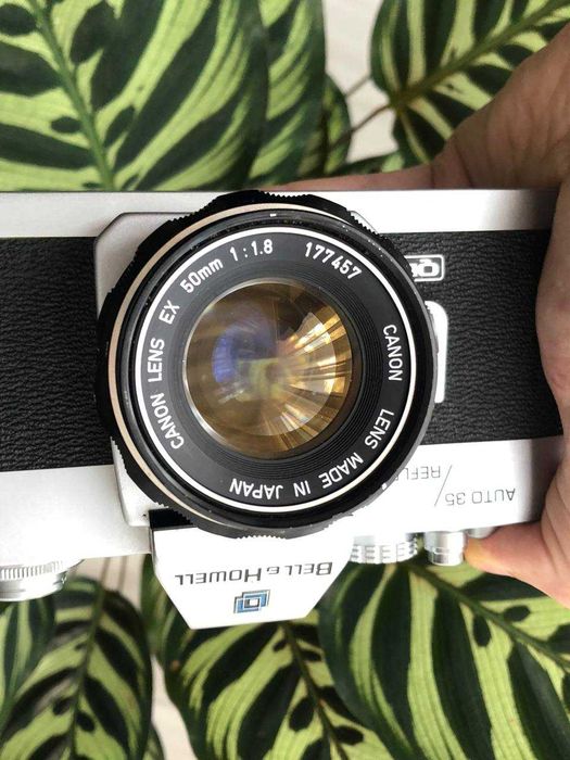 Фотокамера Bell & Howell Auto 35 Reflex з Canon EX 50mm 1.8