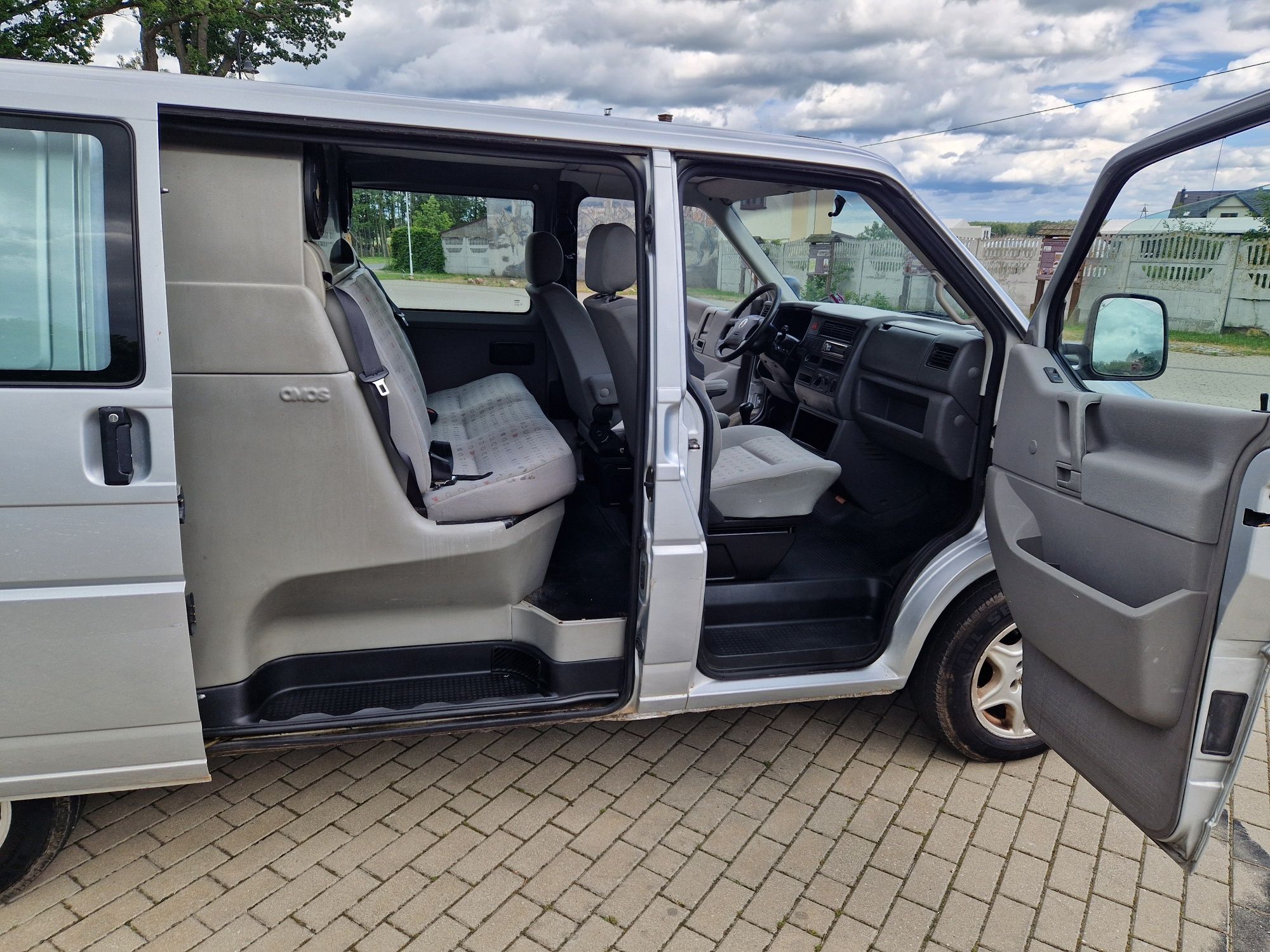 Volkswagen Transporter T4 2 5TDI  102KM  2001r Brygadówka 5-osobowy !!