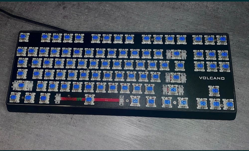 Klawiatura mechaniczna Modecom Volcano Lamparty RGB