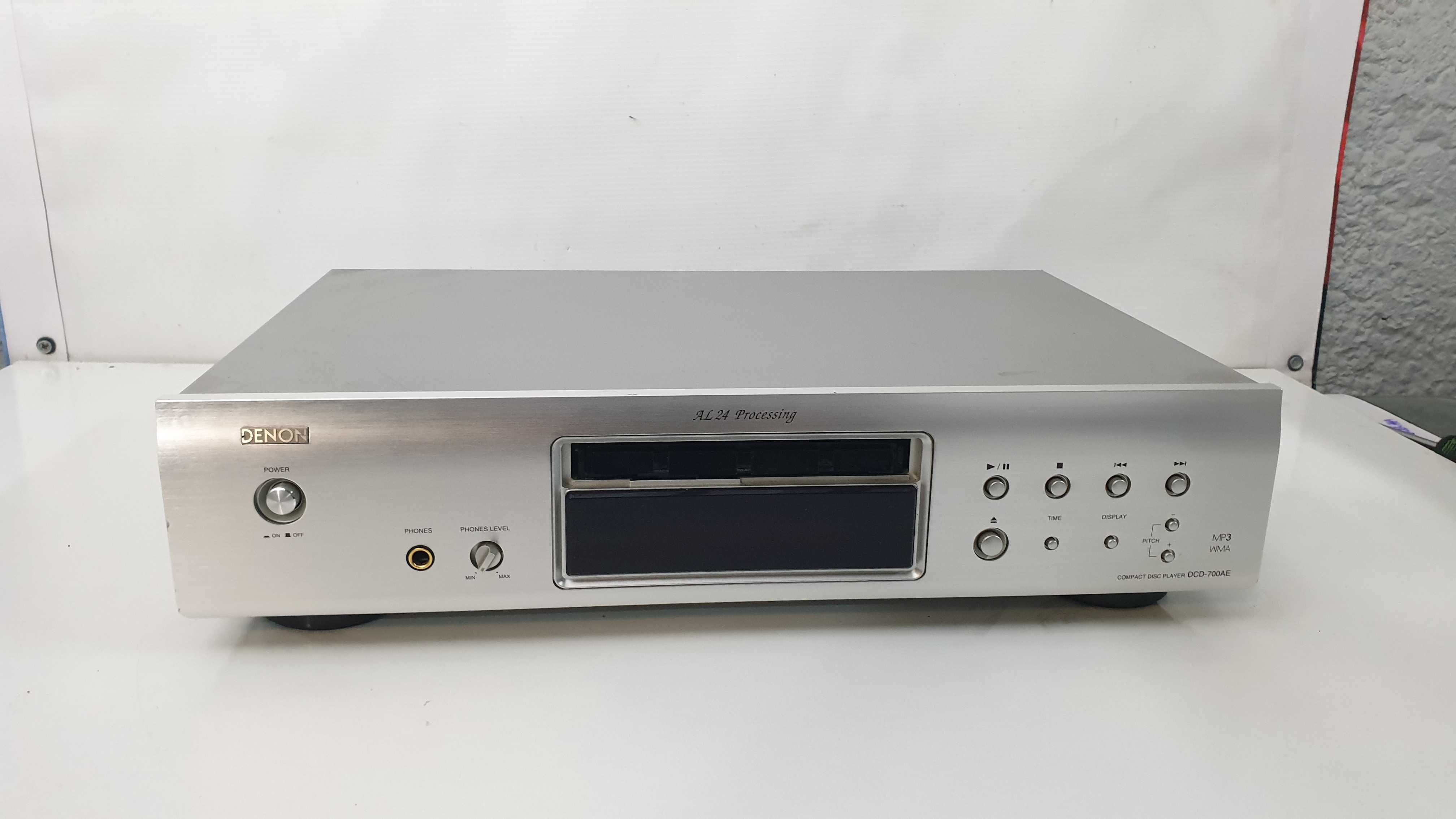 Odtwarzacz CD Denon DCD-700AE