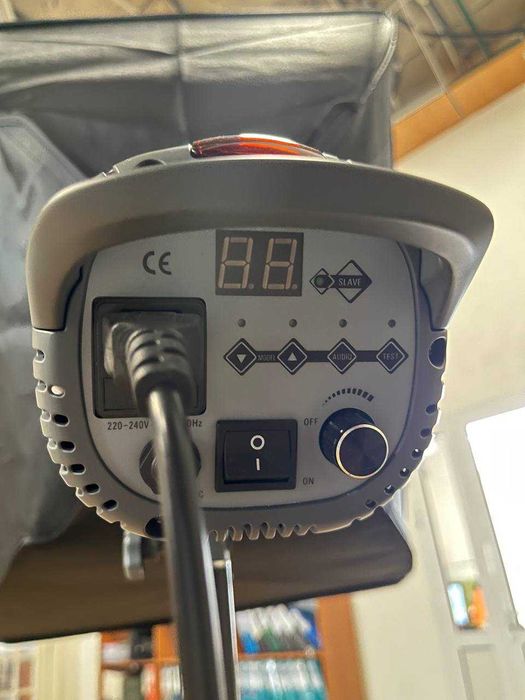 Вспышка Mircopro EX-600S с рефлектором + софтбокс (фотовспышка студия)