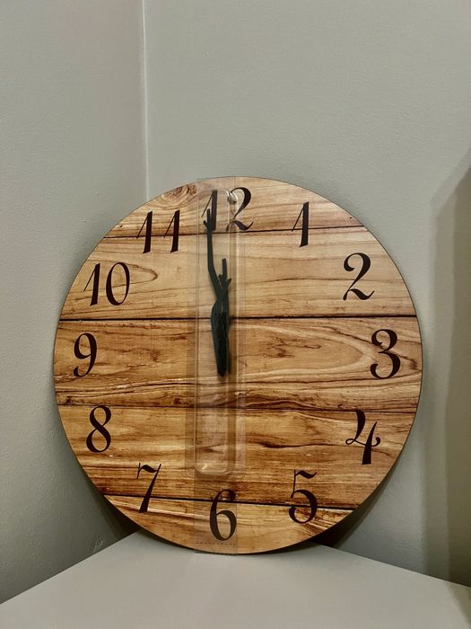 Zegar ścienny imitacja drewna