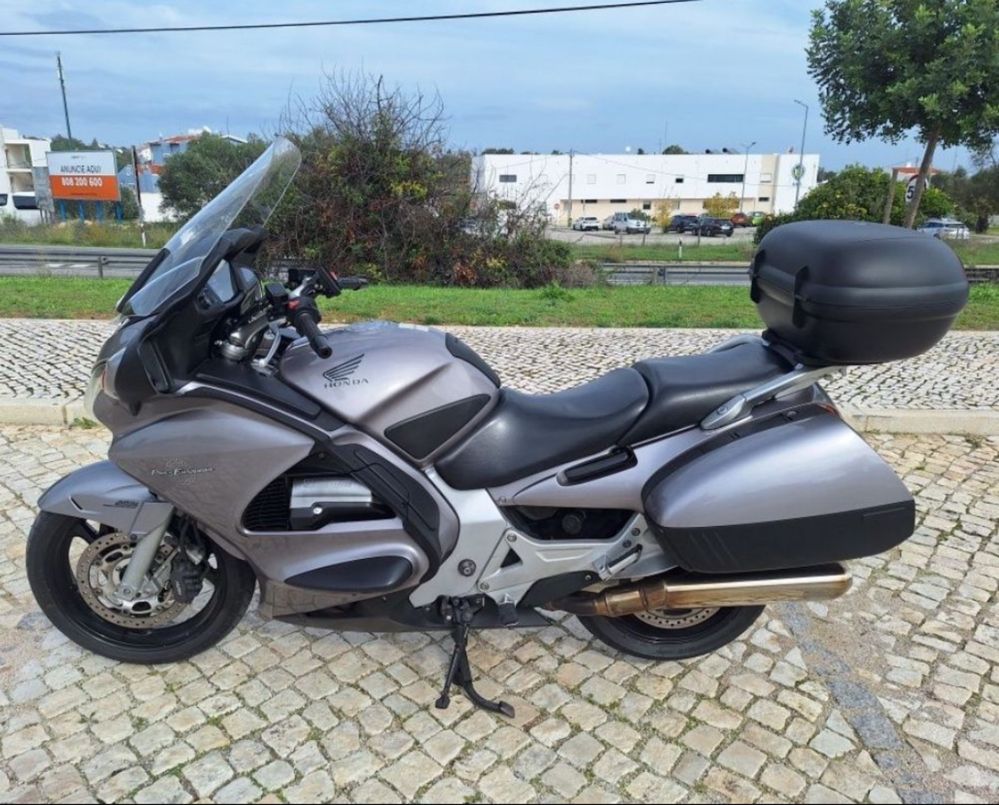 Honda pan european