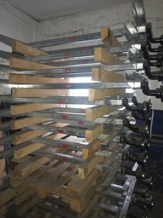 вісь на прицеп, торсіон, балка на прицеп,  прицеп, ось на прицеп СКЛАД